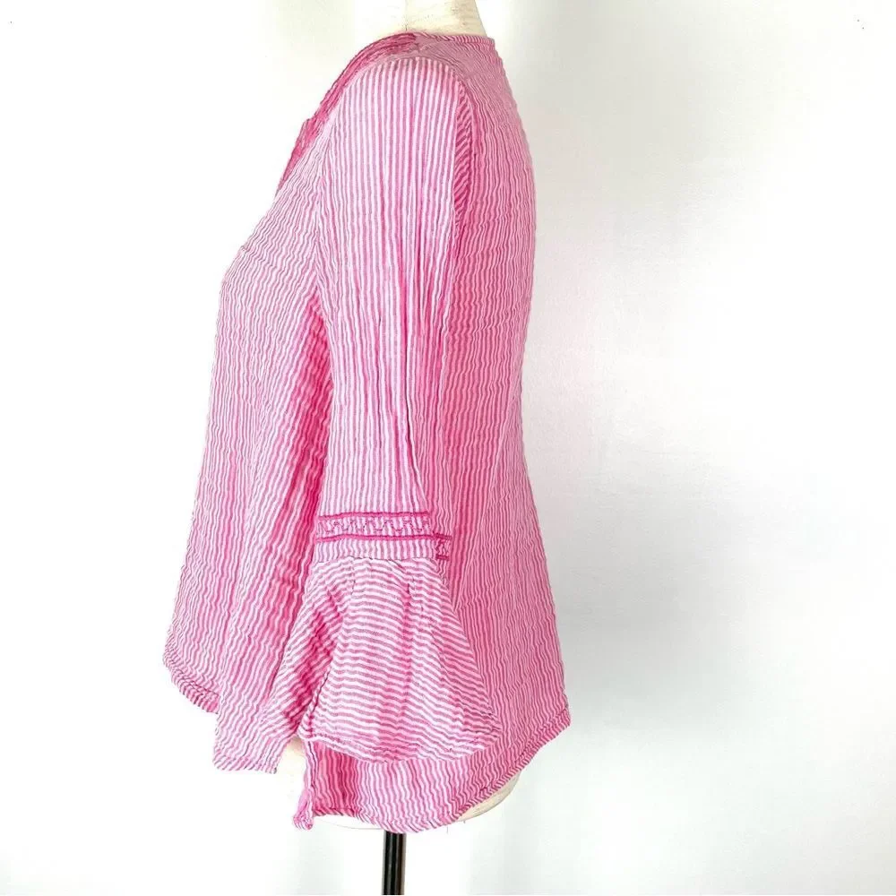 Crown & Ivy Pink Seersucker Embroidered Top XS - Picture 4 of 8